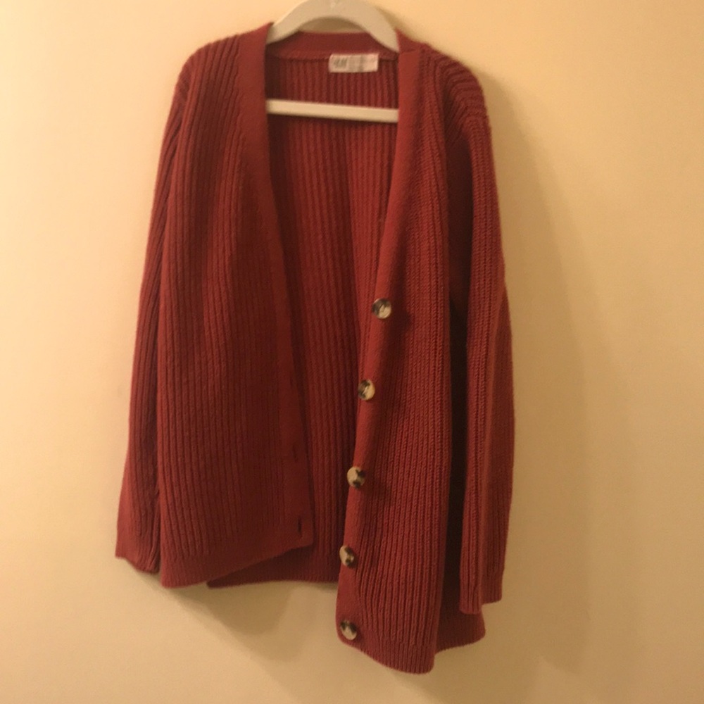 Maroon Cardigan very fashionable
